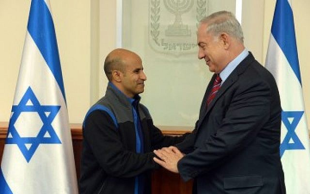 Prime Minister Benjamin Netanyahu (right) with Ouda Tarabin, an Israeli citizen jailed for 15 years in Egypt on charges of spying, who was released from prison on December 10, 2015. (Haim Zach/GPO, File) Prime Minister Benjamin Netanyahu (right) with Ouda Tarabin, an Israeli citizen jailed for 15 years in Egypt on charges of spying, who was released from prison on December 10, 2015. (Haim Zach/GPO, File)