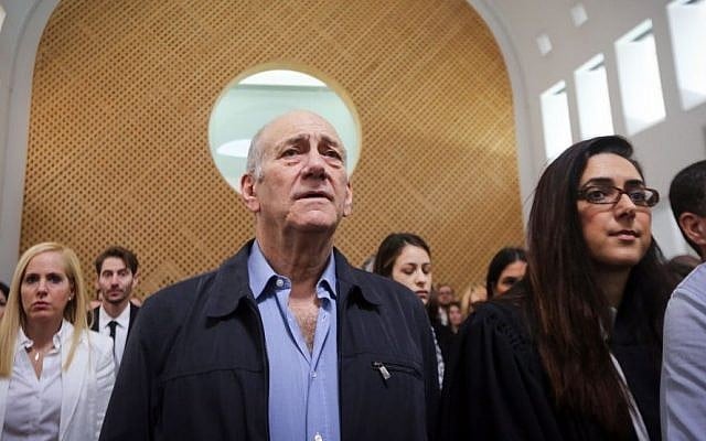 Former prime minister Ehud Olmert at the Supreme Court in Jerusalem on December 29, 2015 (Gil Yohanan/POOL) Former prime minister Ehud Olmert at the Supreme Court in Jerusalem on December 29, 2015 (Gil Yohanan/POOL)