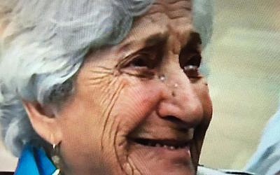 Rachel Elkayam at Ben Gurion Airport, December 2015 (Channel 2 screenshot)