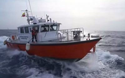 Researchers seeking the San Jose treasure galleon off Colombia's coast, November 2015. (AFP/YouTube screenshot) Researchers seeking the San Jose treasure galleon off Colombia's coast, November 2015. (AFP/YouTube screenshot)