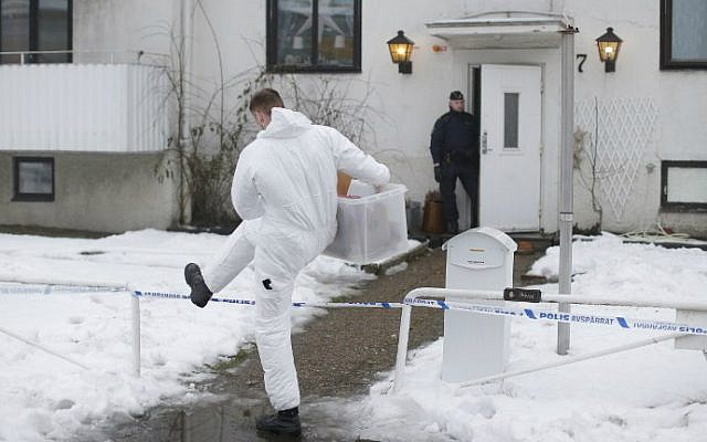 Police investigators are seen outside a home for juvenile asylum seekers in Molndal in southwestern Sweden on January 25, 2016 following the stabbing death of a shelter employee. (Adam Ihse/TT News Agency/AFP) Police investigators are seen outside a home for juvenile asylum seekers in Molndal in southwestern Sweden on January 25, 2016 following the stabbing death of a shelter employee. (Adam Ihse/TT News Agency/AFP)
