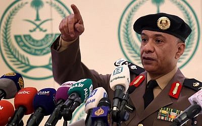 Saudi Interior Ministry's spokesman Mansur al-Turki gestures during a news conference at the Saudi Officers club in Riyadh, on January 2, 2016, following the execution of 47 people convicted of 'terrorism,' including prominent Shiite cleric Nimr al-Nimr. (AFP PHOTO/FAYEZ NURELDINE)