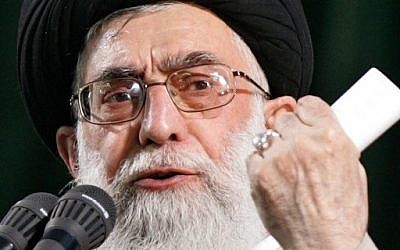 Iran's supreme leader Ayatollah Ali Khamenei delivering a speech, June 4, 2007. (AFP/Atta Kenare)