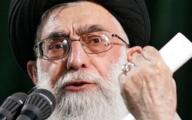 Iran's supreme leader Ayatollah Ali Khamenei delivering a speech, June 4, 2007. (AFP/Atta Kenare)