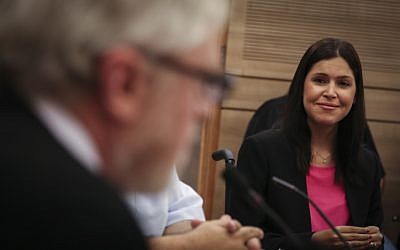 Yesh Atid MK Karin Elharar at a Knesset State Control Committee meeting on June 3, 2015. (Hadas Parush/Flash90)