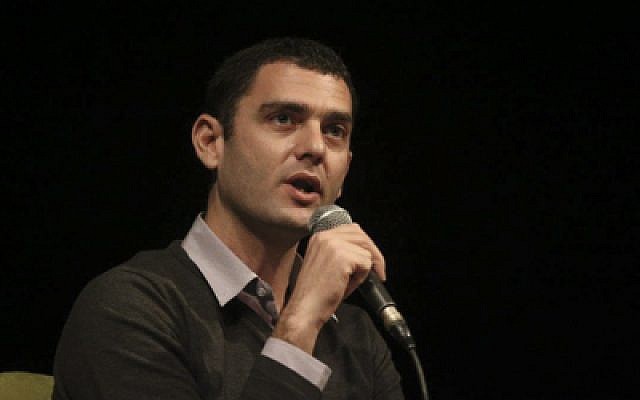 Matan Peleg, CEO of Im Tirtzu, speaks during a panel in Tel Aviv, on December 19, 2015. (Flash90)