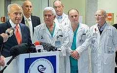 Former Israeli president Shimon Peres speaks to the media upon his release from Sheba Medical Center in Ramat Gan on January 19, 2016. (Flash90)