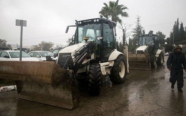 The Jerusalem Municipality prepares tractors for clearing the snow which is expected to fall in Jerusalem this week, January 24, 2016. (Yonatan Sindel/Flash90) The Jerusalem Municipality prepares tractors for clearing the snow which is expected to fall in Jerusalem this week, January 24, 2016. (Yonatan Sindel/Flash90)