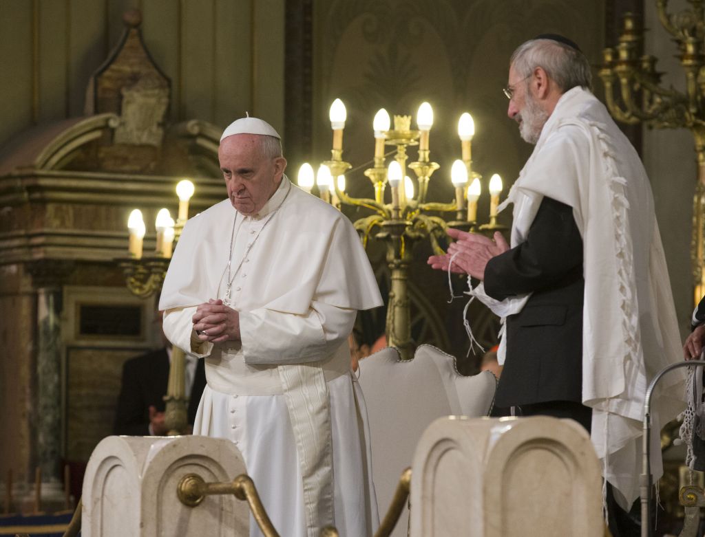 Pope Francis, flanked by Rabbi Riccardo Di Segni, right, during his first visit to a synagogue as pope on January 17, 2016. (AP Photo/Alessandra Tarantino) Pope Francis, flanked by Rabbi Riccardo Di Segni, right, during his first visit to a synagogue as pope on January 17, 2016. (AP Photo/Alessandra Tarantino)