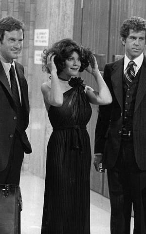 Publicity photo of (from left) Squire Fridell, Julie Cobb, and Tony Roberts in the premiere of 'Rosetti and Ryan.' (public domain via wikipedia)
