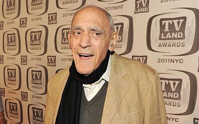 Abe Vigoda attending the TV Land Awards in New York City, April 10, 2011. (Larry Busacca/Getty Images)