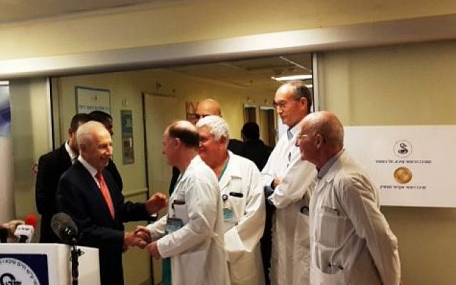 Peres thanking staff at the Sheba Medical Center at Tel HaShomer, January 19, 2016: Office of the spokesman for the 9th President of Israel Peres thanking staff at the Sheba Medical Center at Tel HaShomer, January 19, 2016: Office of the spokesman for the 9th President of Israel