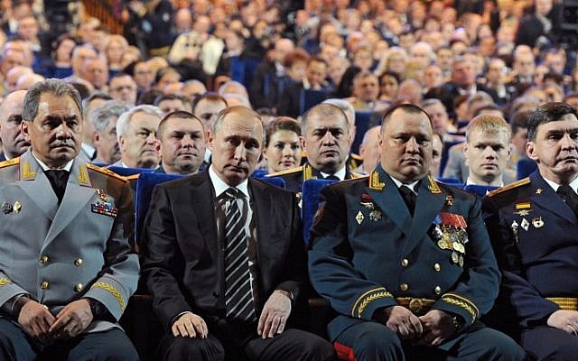 Russia's Minister of Defense Sergei Shoigu, left, and Russia's President Vladimir Putin, 2nd left, attend a gala at the State Kremlin Palace in Moscow on February 20, 2016. (AFP / MIKHAIL KLIMENTYEV) Russia's Minister of Defense Sergei Shoigu, left, and Russia's President Vladimir Putin, 2nd left, attend a gala at the State Kremlin Palace in Moscow on February 20, 2016. (AFP / MIKHAIL KLIMENTYEV)