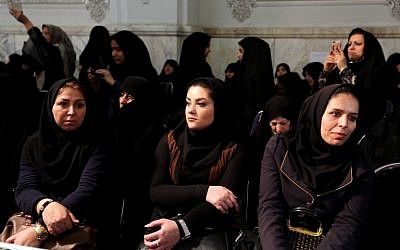 IRAN-POLITICS-VOTE Iranian women attend a meeting of Iran's main conservative parties, ahead of the upcoming parliamentary elections, on February 23, 2016 at Motahari mosque in Tehran. (AFP / ATTA KENARE)
