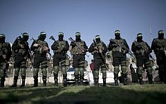 Hamas fighters take part in an anti-Israel rally in the southern Gaza Strip town of Rafah, February 26, 2016. (AFP/Said Khatib)
