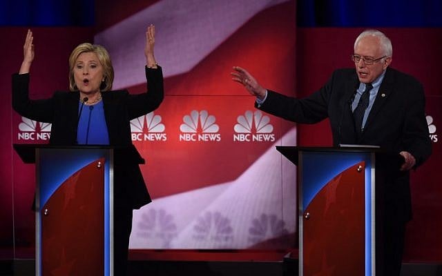Democratic presidential candidates Hillary Clinton (L) and Bernie Sanders (R) participate in the NBC News -YouTube Democratic Candidates Debate on January 17, 2016 at the Gaillard Center in Charleston, South Carolina. (AFP / Timothy A. Clary)