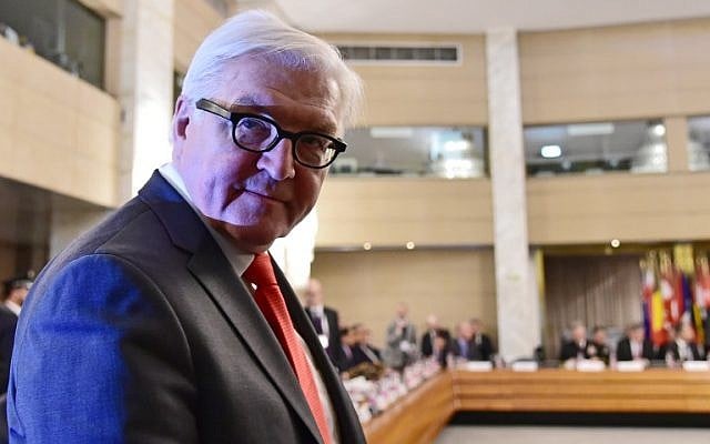 German Foreign Minister Frank-Walter Steinmeier attends an anti-Daesh summit. (AFP PHOTO / ALBERTO PIZZOLI)