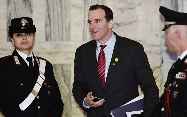 Brett McGurk arrives for a press conference on February 2, 2016 in Rome. (AFP/ ALBERTO PIZZOLI)