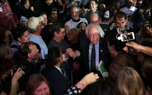 Democratic presidential candidate Sen. Bernie Sanders (I-VT) greets voters during a campaign event at Grand View University January 31, 2016 in Des Moines, Iowa. Sanders hosted his last public campaign event for the Democratic nomination prior to the Iowa caucus on February 1. (Alex Wong/Getty Images/AFP) Democratic presidential candidate Sen. Bernie Sanders (I-VT) greets voters during a campaign event at Grand View University January 31, 2016 in Des Moines, Iowa. Sanders hosted his last public campaign event for the Democratic nomination prior to the Iowa caucus on February 1. (Alex Wong/Getty Images/AFP)