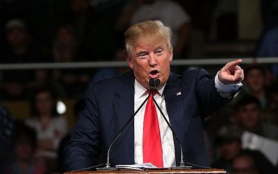 Republican presidential candidate Donald Trump speaks in Sumter, South Carolina, on February 17, 2016. (Spencer Platt/Getty Images/AFP)