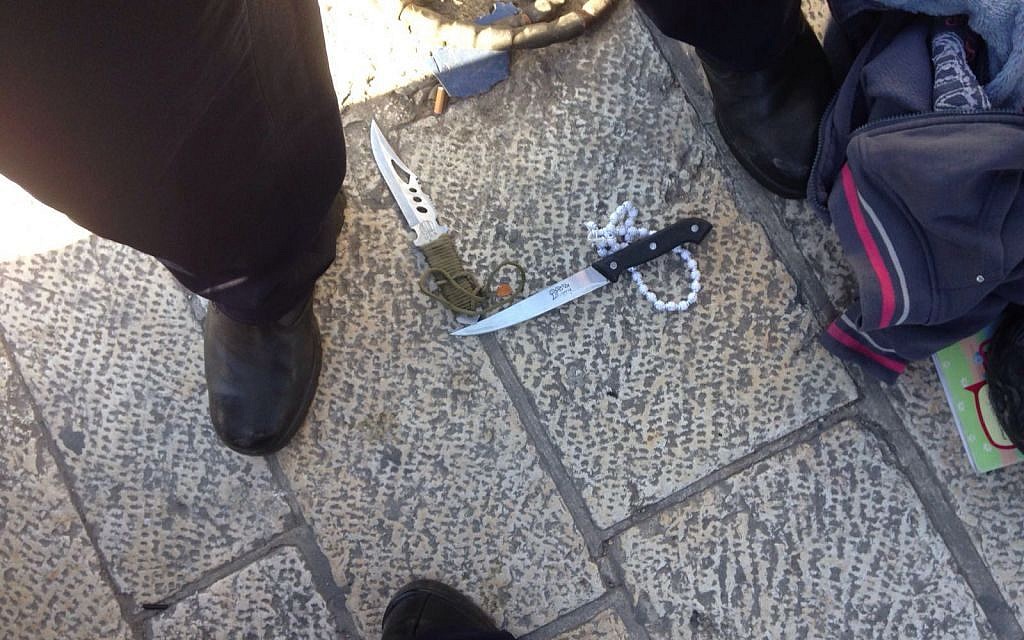 Weapons from the attempted stabbing at Damascus Gate in Jerusalem on February 15, 2016. (Credit: Police Spokesperson's Department)
