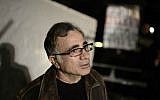 Actor Moshe Ivgy, at a 2014 protest against the price of Tel Aviv housing (Tomer Neuberg/Flash 90)