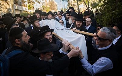 Mourners carry the body Hannah Frankel during her funeral in Jerusalem on February 15, 2016. Frankel and five over people were killed in a bus crash on Route one on February 14, 2016. (Yonatan Sindel/Flash90) Mourners carry the body Hannah Frankel during her funeral in Jerusalem on February 15, 2016. Frankel and five over people were killed in a bus crash on Route one on February 14, 2016. (Yonatan Sindel/Flash90)