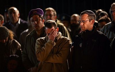 File: Hundreds attend the funeral of IDF reserve officer Eliav Gelman in Kfar Etzion, February 24, 2016. (Yonatan Sindel/Flash90)