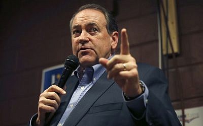 Former Arkansas governor Mike Huckabee speaks at Inspired Grounds Cafe in West Des Moines, Iowa, January 31, 2016. (AP Photo/Kiichiro Sato) Former Arkansas governor Mike Huckabee speaks at Inspired Grounds Cafe in West Des Moines, Iowa, January 31, 2016. (AP Photo/Kiichiro Sato)