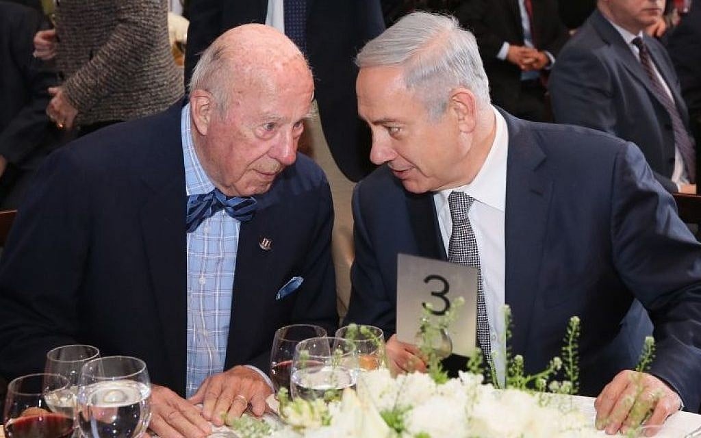George Shultz and Benjamin Netanyahu at an Israel Democracy Institute dinner in Jerusalem, February 14, 2016 (Oded Anteman, IDI)
