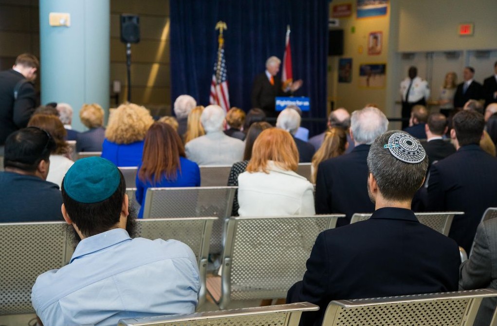 Former President Bill Clinton speaks at a private campaign stop with members of the South Florida Jewish community on behalf of his wife, Hillary Clinton, February 15, 2016 (Courtesy, Hillary for America) Former president Bill Clinton speaks at a private campaign stop with members of the South Florida Jewish community on behalf of his wife, Hillary Clinton, February 15, 2016 (Courtesy, Hillary for America)