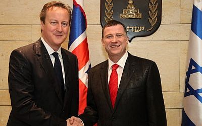 Knesset Speaker Yuli Edelstein and British Foreign Secretary Philip Hammond in Jerusalem in 2014. 