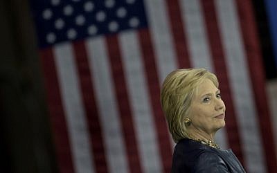 Democratic presidential candidate Hillary Clinton waits to address a rally on March 12, 2016 in Youngstown, Ohio. (AFP / Brendan Smialowski)