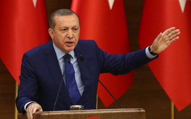 Turkish President Recep Tayyip Erdogan gestures as he delivers a speech at a meeting of local government heads at the Presidential Complex in Ankara on March 16, 2016. (Adem Altan/AFP)