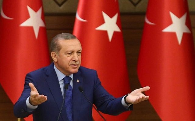 Turkish President Recep Tayyip Erdogan gestures as he delivers a speech during the mukhtars (local town government heads) meeting at the Presidential Complex in Ankara on March 16, 2016. (AFP/Adem Altan) Turkish President Recep Tayyip Erdogan gestures as he delivers a speech during the mukhtars (local town government heads) meeting at the Presidential Complex in Ankara on March 16, 2016. (AFP/Adem Altan)