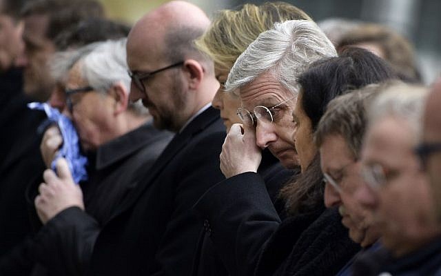 (From L) European Commission President Jean-Claude Juncker, Belgian Prime Minister Charles Michel and King Philippe of Belgium react before observing a minute of silence on March 24, 2016 at the Federal Parliament in Brussels, two days after a triple bomb attack in the city killed 31 people. (AFP/Belga/YORICK JANSENS) (From L) European Commission President Jean-Claude Juncker, Belgian Prime Minister Charles Michel and King Philippe of Belgium react before observing a minute of silence on March 24, 2016 at the Federal Parliament in Brussels, two days after a triple bomb attack in the city killed 31 people. (AFP/Belga/YORICK JANSENS)