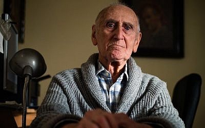 Aleksandar Lebl, 93, one of the very few of Serbia's Holocaust survivors, poses in Belgrade during an interview with AFP, March 14, 2016. (AFP/ANDREJ ISAKOVIC)