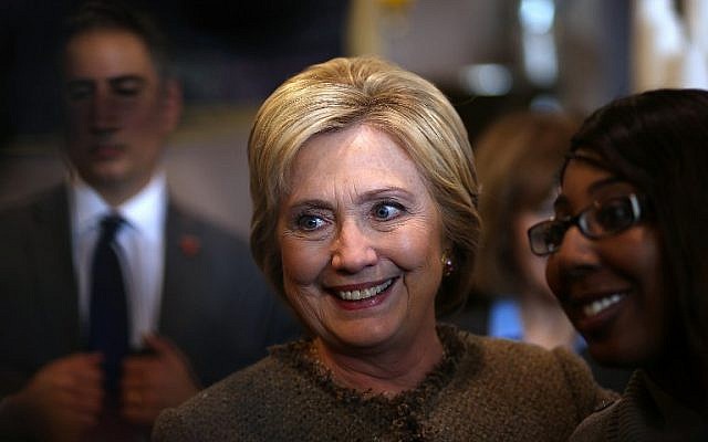 Democratic presidential candidate former Secretary of State Hillary Clinton greets patrons at Mapps Coffee, Minneapolis, Minnesota, March 1, 2016. (Justin Sullivan/Getty Images/AFP) Democratic presidential candidate former Secretary of State Hillary Clinton greets patrons at Mapps Coffee, Minneapolis, Minnesota, March 1, 2016. (Justin Sullivan/Getty Images/AFP)