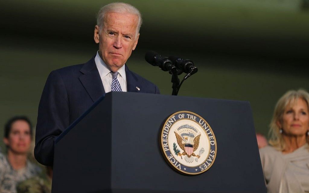 US Vice President Joe Biden speaks to the U.S. military personnel at a Air Base in United Arab Emirates, Monday, March 7, 2016. (AP Photo/Kamran Jebreili)