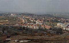 General view of the settlement of Ariel, January 17, 2014. (Flash 90)