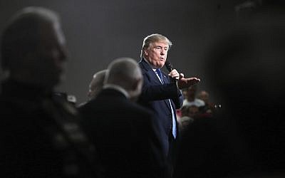 Republican Presidential candidate Donald Trump speaks during a rally in Janesville, Wis., March 29, 2016. (Anthony Wahl/The Janesville Gazette via AP)