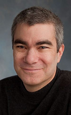 Rabbi Brant Rosen founded the anti-Zionist Tzedek Chicago after 17 years of leading a Reconstructionist synagogue. (courtesy) Rabbi Brant Rosen founded the non-Zionist Tzedek Chicago after 17 years of leading a Reconstructionist synagogue. (David Sutton)