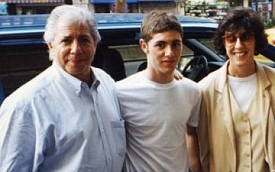 Jacob Bernstein is flanked by his parents, Carl Bernstein and Nora Ephron, in an undated photo. (Courtesy of HBO)