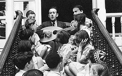 In 1938, the Schlesingers opened a hostel in London to care for Jewish children from Berlin (Courtesy)