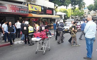 The scene of a stabbing in Petah Tikvah on Tuesday, March 8, 2016. (United Hatzalah) 
