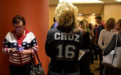 Supporters of Republican presidential hopeful Ted Cruz wait for entry to a rally in Irvine, California on April 11, 2016.(AFP PHOTO / FREDERIC J. BROWN)