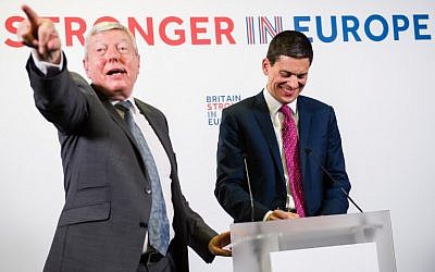 British Labour Party former home secretary Alan Johnson (L) moderates as David Miliband (R), former Labour Party politician and foreign secretary, takes questions after making a speech on supporting Britain remaining in the European Union, in central London, on April 12, 2016. (AFP PHOTO/LEON NEAL) British Labour Party former home secretary Alan Johnson (L) moderates as David Miliband (R), former Labour Party politician and foreign secretary, takes questions after making a speech on supporting Britain remaining in the European Union, in central London, on April 12, 2016. (AFP PHOTO/LEON NEAL)
