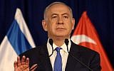 Prime Minister Benjamin Netanyahu gestures during a press conference with his Singaporean counterpart on April 19, 2016 at the prime minister's office in Jerusalem. (AFP Photo/Gali Tibbon)