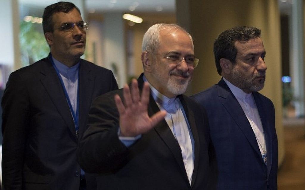 Iran's Foreign Minister Mohammad Javad Zarif, center, arrives for a meeting with US Secretary of State John Kerry April 19, 2016, at the United Nations in New York. (AFP / DON EMMERT)