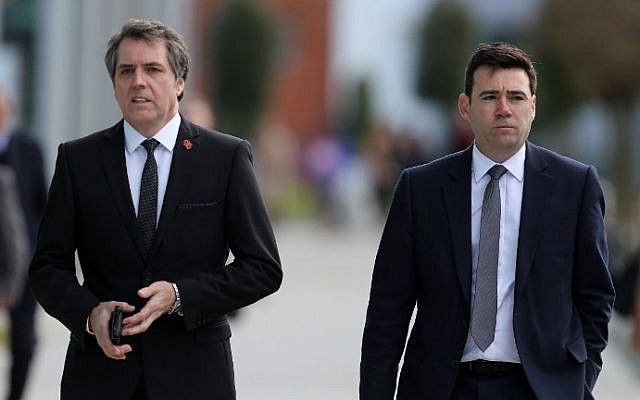 British Labour MP for Liverpool Walton, Steve Rotheram (left), and MP for Leigh, Andy Burnham (right), arrive to attend the 1989 Hillsborough disaster inquest, in Warrington, England, on April 26, 2016. (AFP/Geoff Caddick) British Labour MP for Liverpool Walton, Steve Rotheram (left), and MP for Leigh, Andy Burnham (right), arrive to attend the 1989 Hillsborough disaster inquest, in Warrington, England, on April 26, 2016. (AFP/Geoff Caddick)